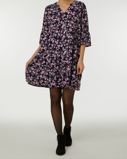 Kleid mit Volant