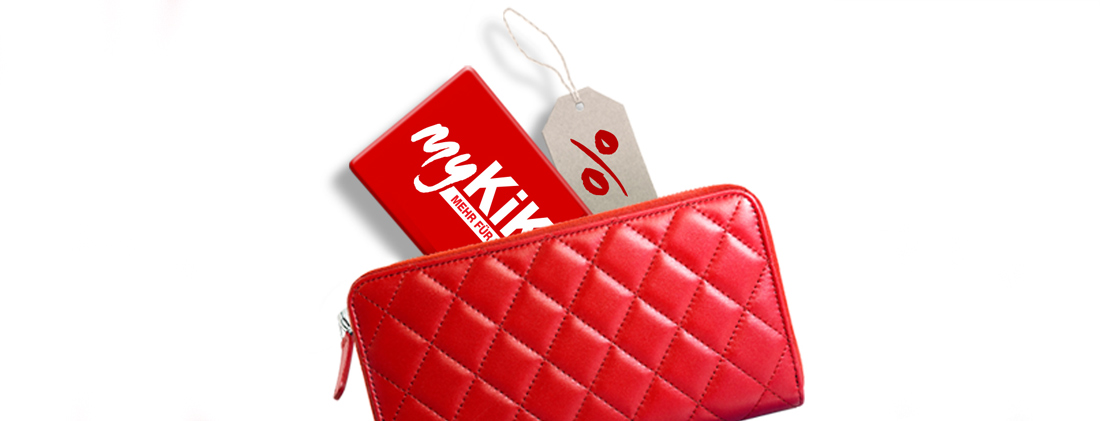 mykik_karte Eine rote Geldbörse mit der myKiK-Vorteilskarte die etwas rausguckt